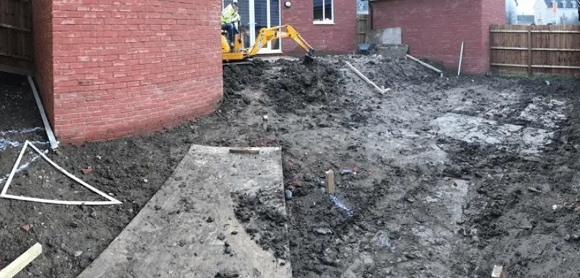 New build Garden Design bishops cleave the dig