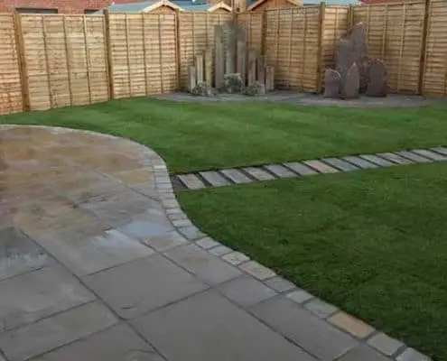Lawn-Pation-and-Rock-display